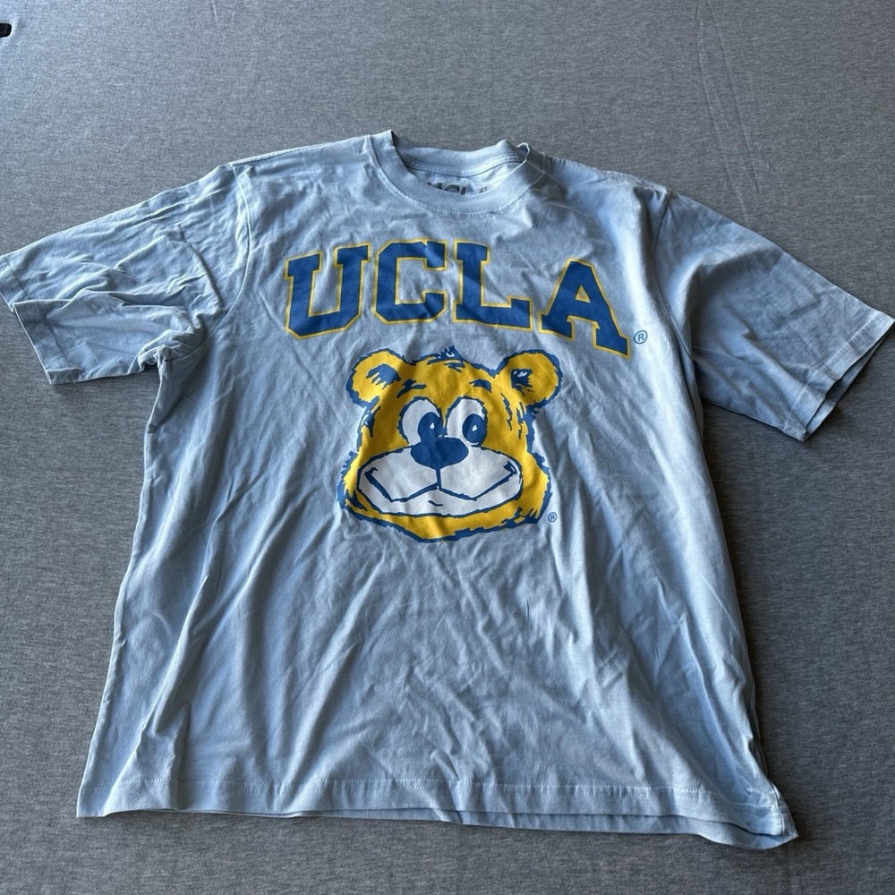 UCLA Vintage Je Bear T Shirt Size L 100% Cotton Light Blue
